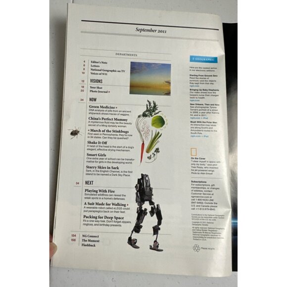 National Geographic Magazine September 2011 "Can We Fly?" - Picture 3 of 3